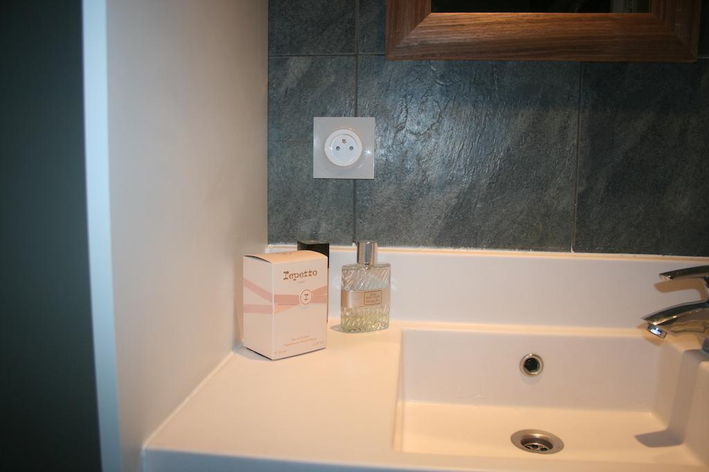 Les 4 Vallees Hotel Albertville Kamer foto